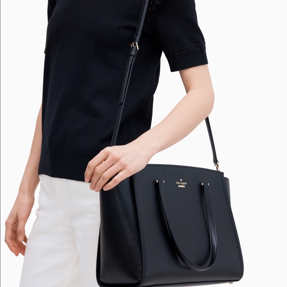 Really good condition Cross body bag